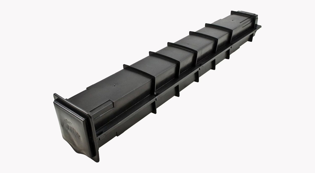 Hills retractable clothesline post ground socket