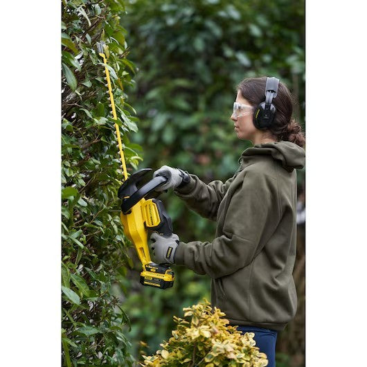 Stanley FatMax 18V V20 55cm Hedge Trimmer SKIN SFMCHT855B-XE