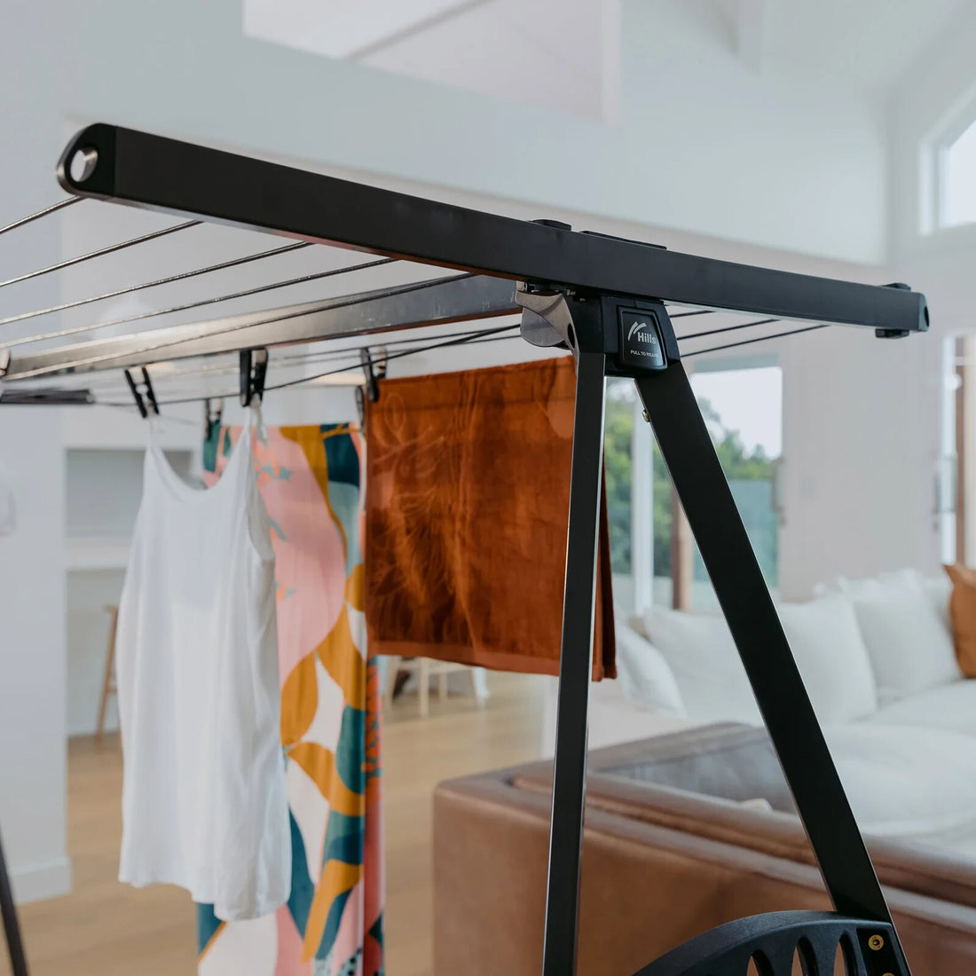 Hills Portable 170 Clothesline - view 7