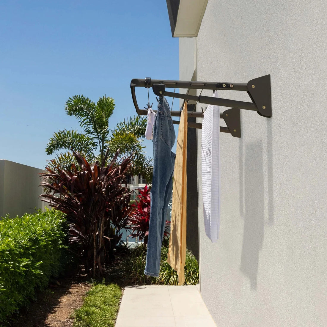 Hills Long Clothesline - view 2