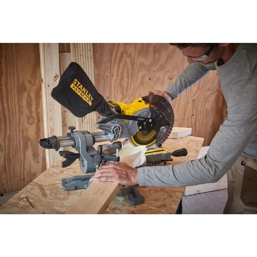 Stanley FatMax 18V V20 Cordless Mitre Saw 2 x 4.0Ah Kit 190mm SFMCS701M2-XE
